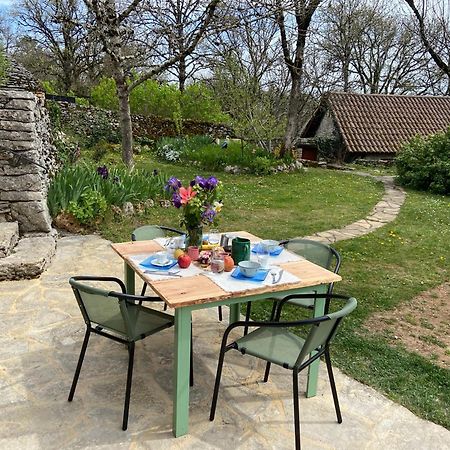 Gites Sur Le Causse De St Chels, Charme Sport Et Detente Saint-Chels Exterior photo